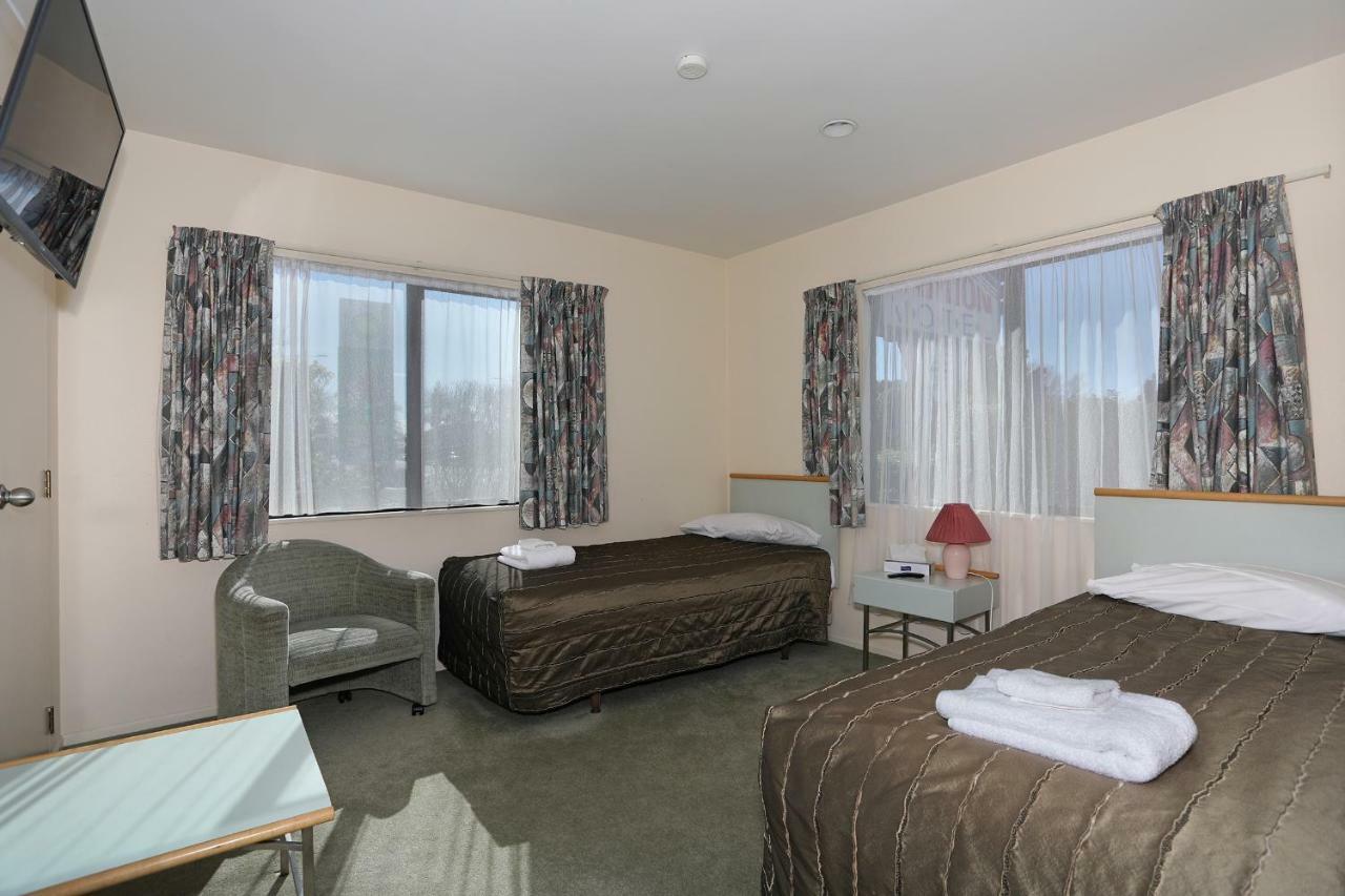 Pavilion Motel & Conference Centre Palmerston North Bagian luar foto