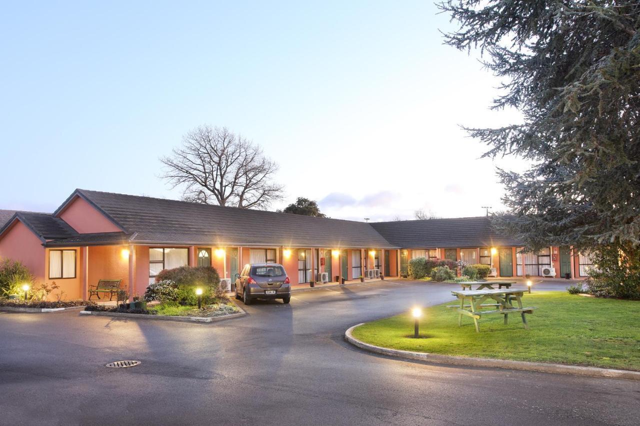 Pavilion Motel & Conference Centre Palmerston North Bagian luar foto